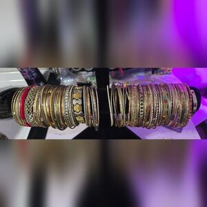 100 Gold Tone Bangle Braclets
